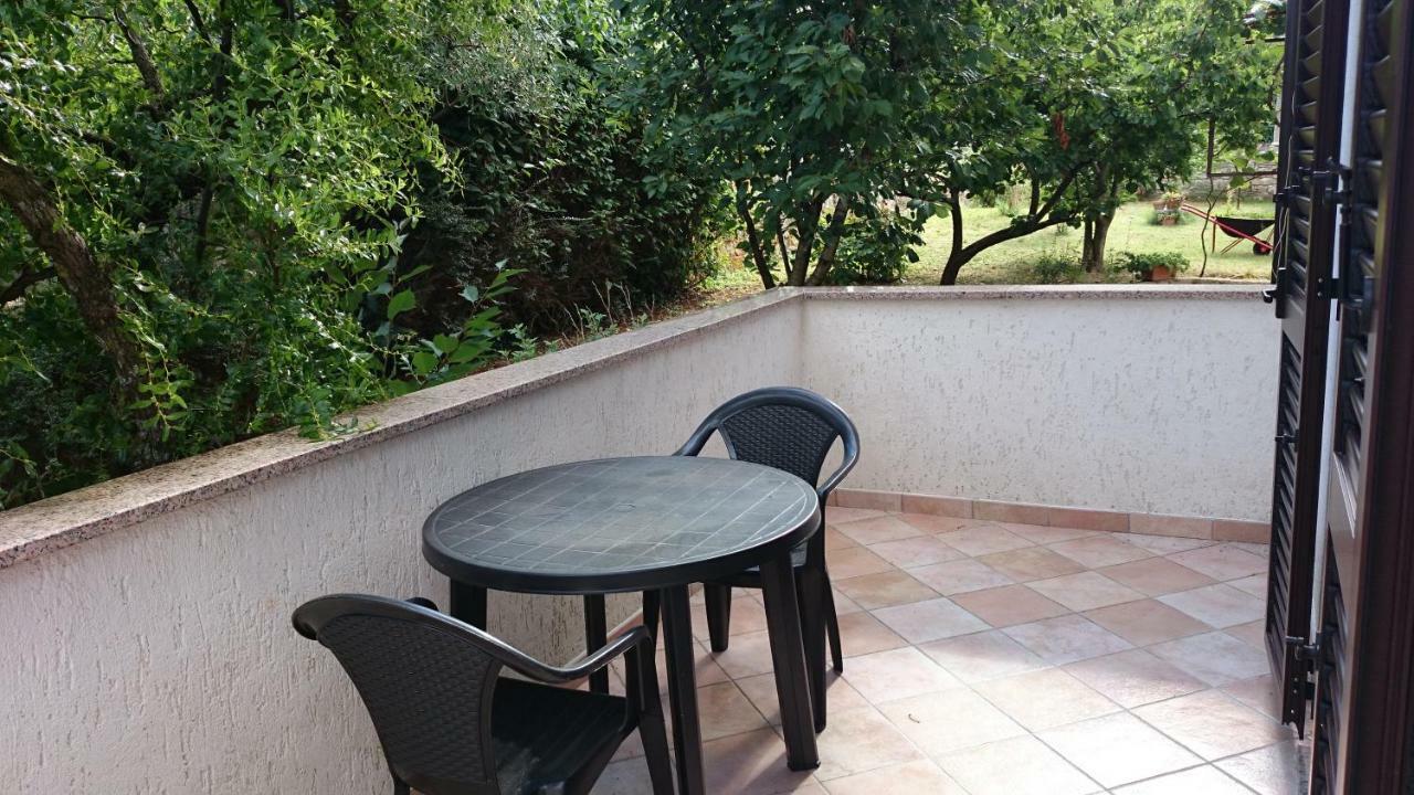 Apartman Dino Tar-Vabriga Luaran gambar